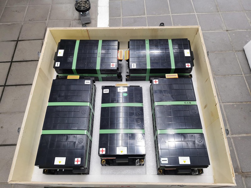 佛山久牛包裝器材是鋰電池捆扎打包機(jī)的可靠供應(yīng)商